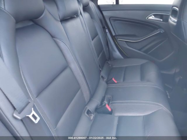 2014 MERCEDES-BENZ CLA 45 AMG WDDSJ5CB2EN106935 Photo 7