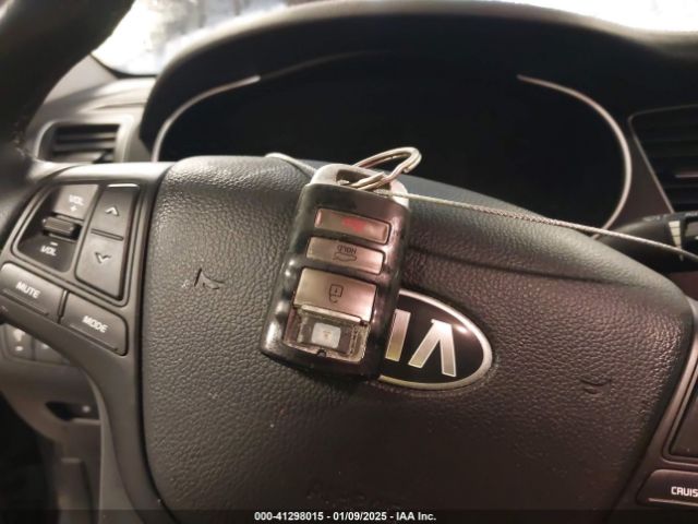 KNALN4D70E5165860 KIA Cadenza Premium