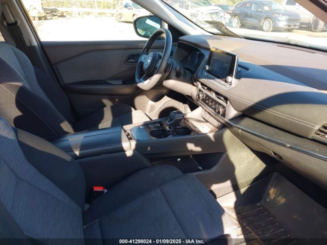 JN8AT3AA3MW000568 Nissan Rogue S Fwd
