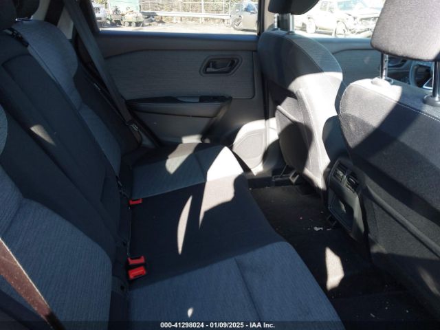 JN8AT3AA3MW000568 Nissan Rogue S Fwd