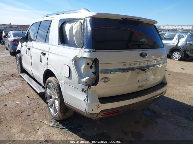 1FMJU1PT2NEA07911 Ford Expedition King Ranch