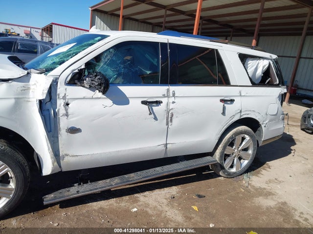 1FMJU1PT2NEA07911 Ford Expedition King Ranch