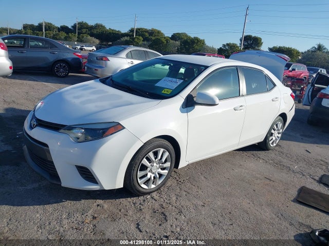 Toyota COROLLA LE 2015 2T1BURHE9FC426477 Image 2