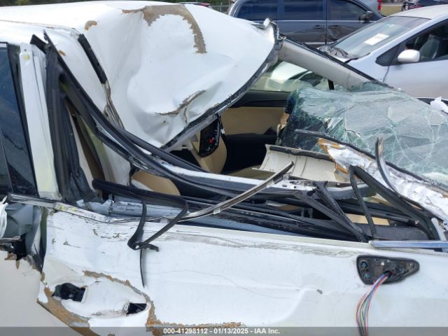 JTJBJRBZ3K2100815 Lexus NX 300H
