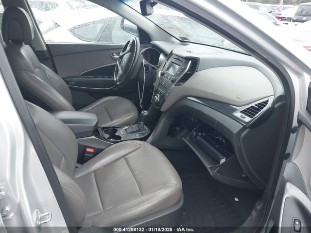 5XYZU3LBXEG199411 Hyundai Santa Fe Sport 2.4l