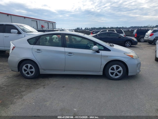 Toyota Prius 2014 JTDKN3DU4E1762080 Image 14