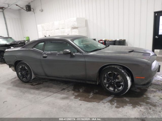 2C3CDZGG8NH127689 Dodge Challenger Sxt Awd