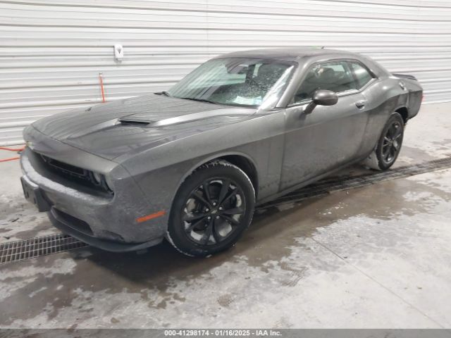 2C3CDZGG8NH127689 Dodge Challenger Sxt Awd
