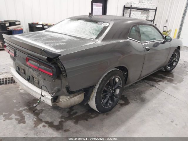 2C3CDZGG8NH127689 Dodge Challenger Sxt Awd
