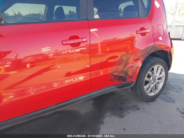 KIA SOUL + 2019 KNDJP3A50K7690855 Image 18