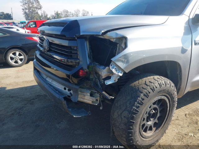 5TFDY5F17KX828452 Toyota Tundra Sr5 5.7l V8
