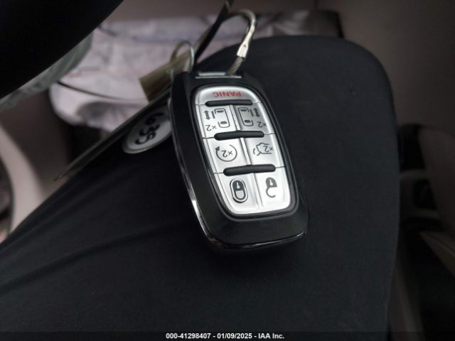 2C4RC1BG1RR129480 Chrysler Pacifica Touring L