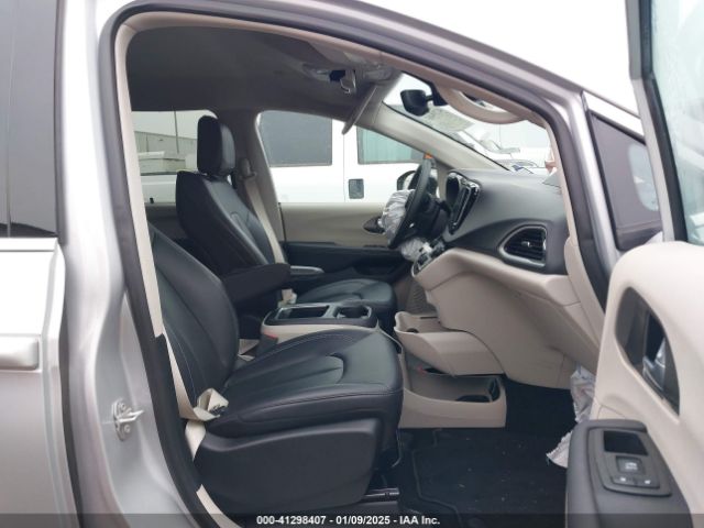 2C4RC1BG1RR129480 Chrysler Pacifica Touring L