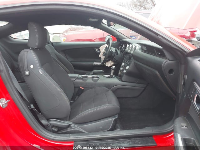 Ford Mustang V6 2017 1FA6P8AM3H5224907 Image 5