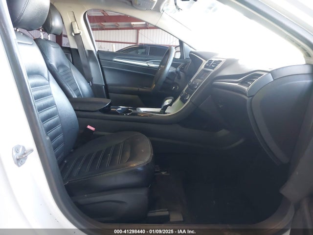 3FA6P0G79ER158858 Ford FUSION S