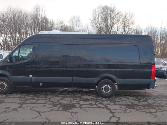 W2Y4EDHY8LT020678 Freightliner Sprinter 2500 High Roof V6