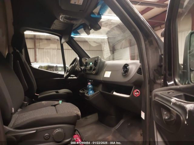 W2Y4EDHY8LT020678 Freightliner Sprinter 2500 High Roof V6