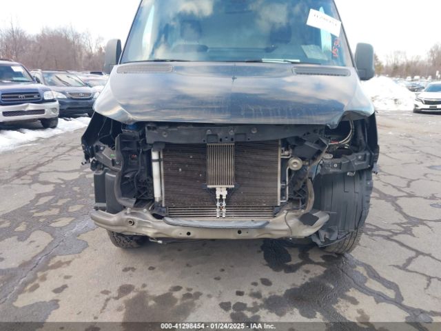 W2Y4EDHY8LT020678 Freightliner Sprinter 2500 High Roof V6
