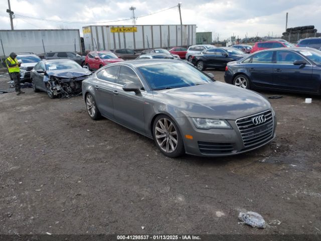 2013 AUDI A7 WAUYGAFC5DN077054