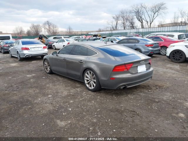 2013 AUDI A7 WAUYGAFC5DN077054 Photo 2