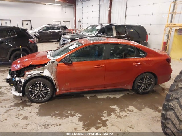 Продаж на аукціоні авто 2023 Kia Forte Gt-line, vin: 3KPF54AD3PE596114, номер лоту: 41298559
