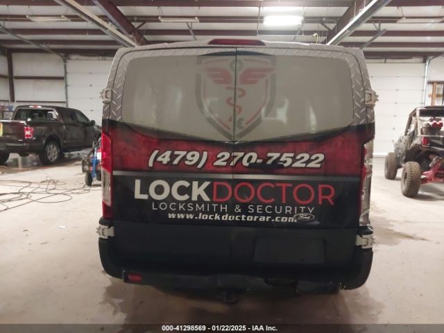 1FTNR1ZM3FKA77580 Ford Transit-250