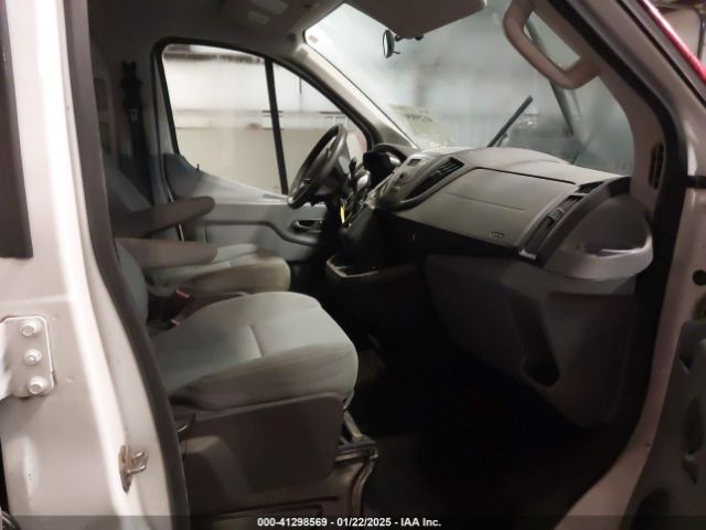 1FTNR1ZM3FKA77580 Ford Transit-250