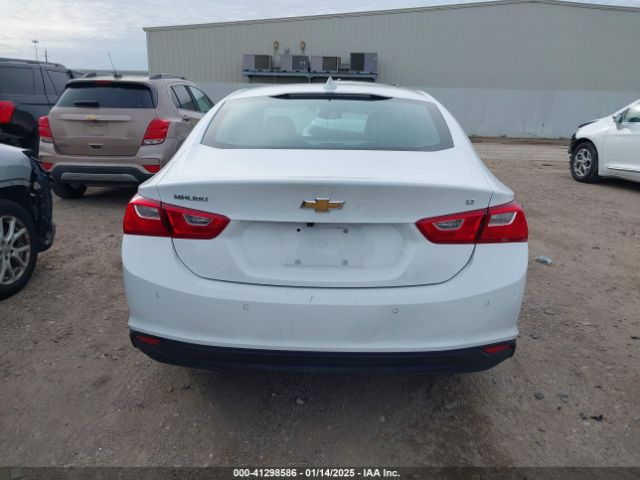 1G1ZD5ST3SF122571 Chevrolet Malibu Fwd 1lt
