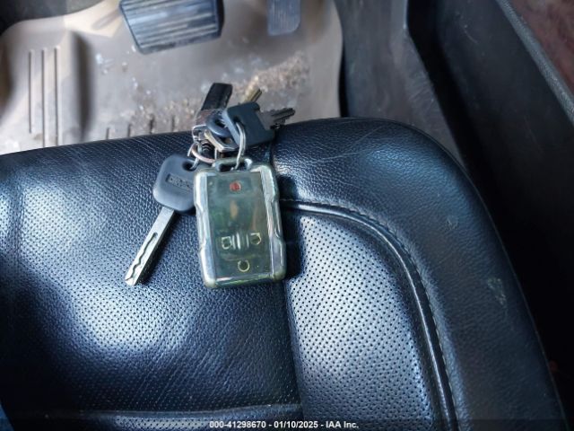3GTU2VEC8FG330582 GMC Sierra 1500 Slt