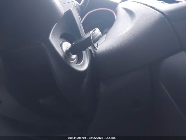 1FADP3F20HL228393 Ford FOCUS SE