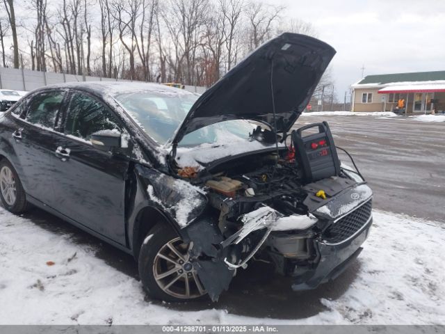1FADP3F20HL228393 Ford FOCUS SE
