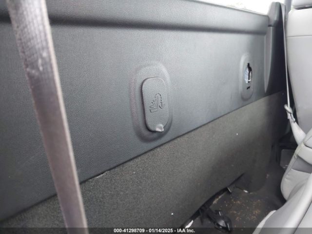1GCNKNEC1GZ213884 Chevrolet Silverado 1500 Wt