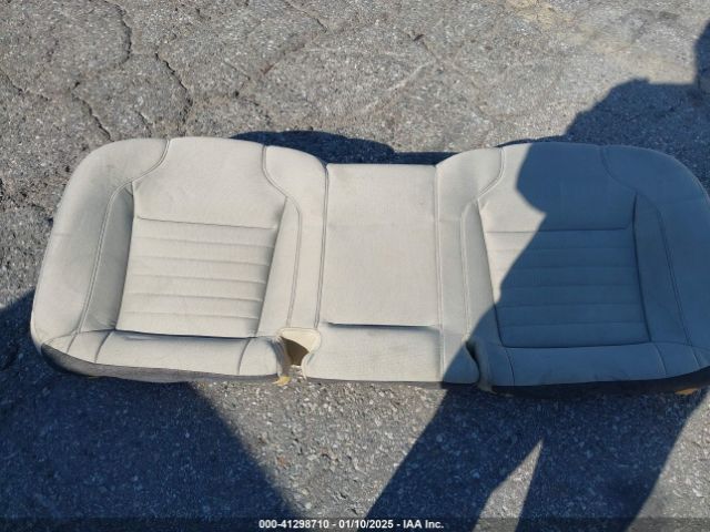 1FAHP2D84EG101072 Ford TAURUS SE