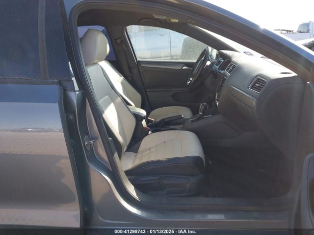 3VWD17AJ1GM255730 Volkswagen Jetta 1.8t Sport