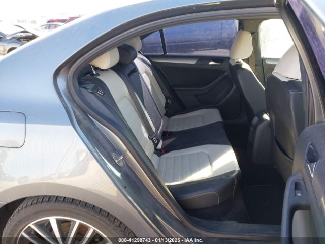 3VWD17AJ1GM255730 Volkswagen Jetta 1.8t Sport