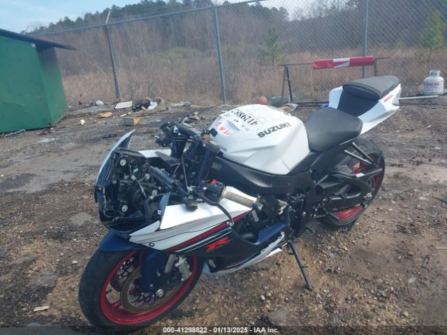 2024 SUZUKI GSX-R600 JS1GN7FA4R7100352 Photo 1