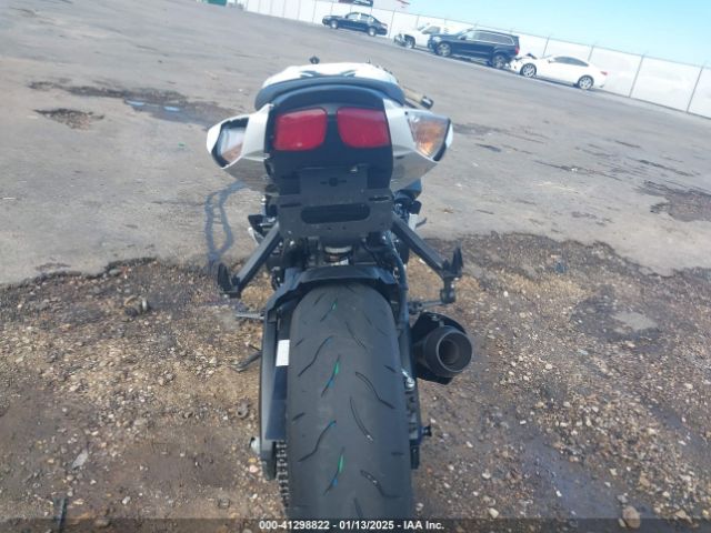2024 SUZUKI GSX-R600 JS1GN7FA4R7100352 Photo 5