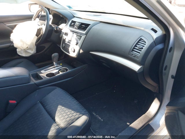 1N4AL3AP5HN344047 Nissan Altima 2.5 S