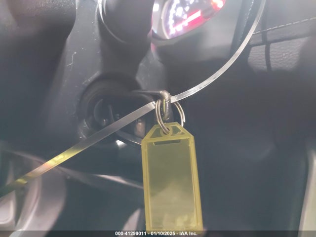 Toyota RAV4 LE 2019 2T3H1RFV3KC024140 Image 11