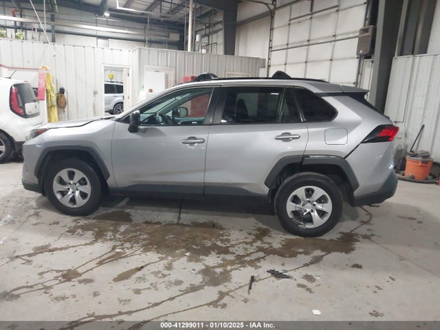 Toyota RAV4 LE 2019 2T3H1RFV3KC024140 Image 14