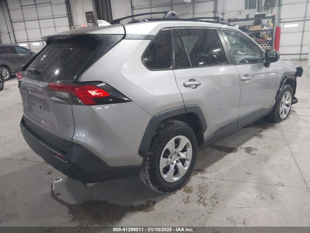 Toyota RAV4 LE 2019 2T3H1RFV3KC024140 Image 4
