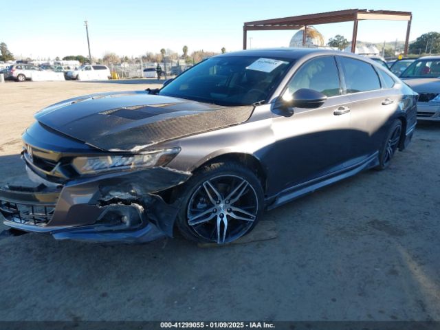 1HGCV3F97NA027866 Honda Accord Hybrid Touring