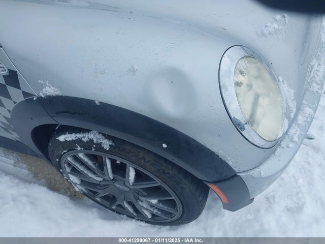 2006 MINI COOPER S WMWRE33586TL23444 Photo 5