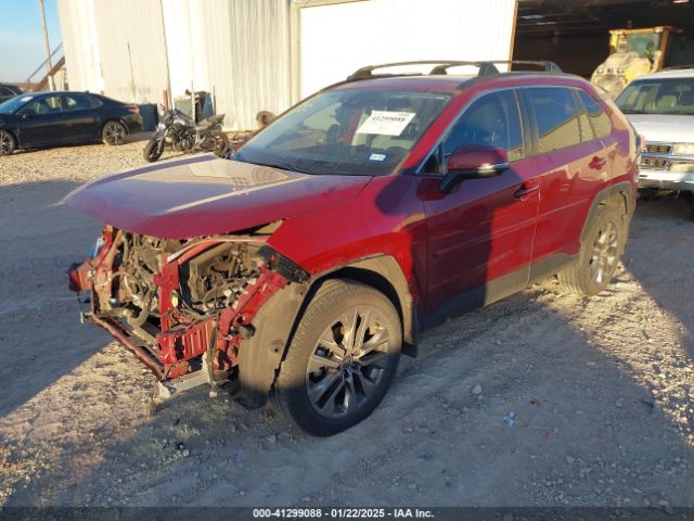 2T3C1RFV4MW104302 Toyota Rav4 Xle Premium