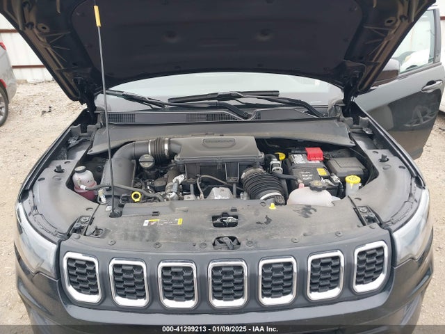3C4NJDBN7RT138590 Jeep Compass Latitude 4x4