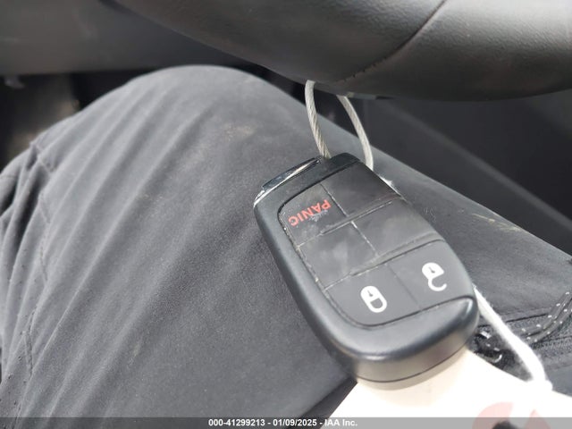 3C4NJDBN7RT138590 Jeep Compass Latitude 4x4