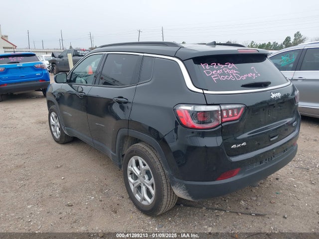 3C4NJDBN7RT138590 Jeep Compass Latitude 4x4