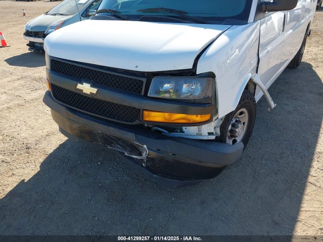 1GAZGNFP5K1278693 Chevrolet Express 3500 Ls