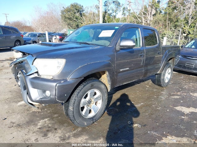 Toyota Tacoma Double Cab 2014 5TFLU4EN7EX100429 Image 2
