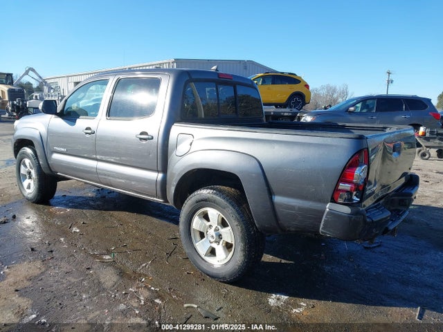 Toyota Tacoma Double Cab 2014 5TFLU4EN7EX100429 Image 3